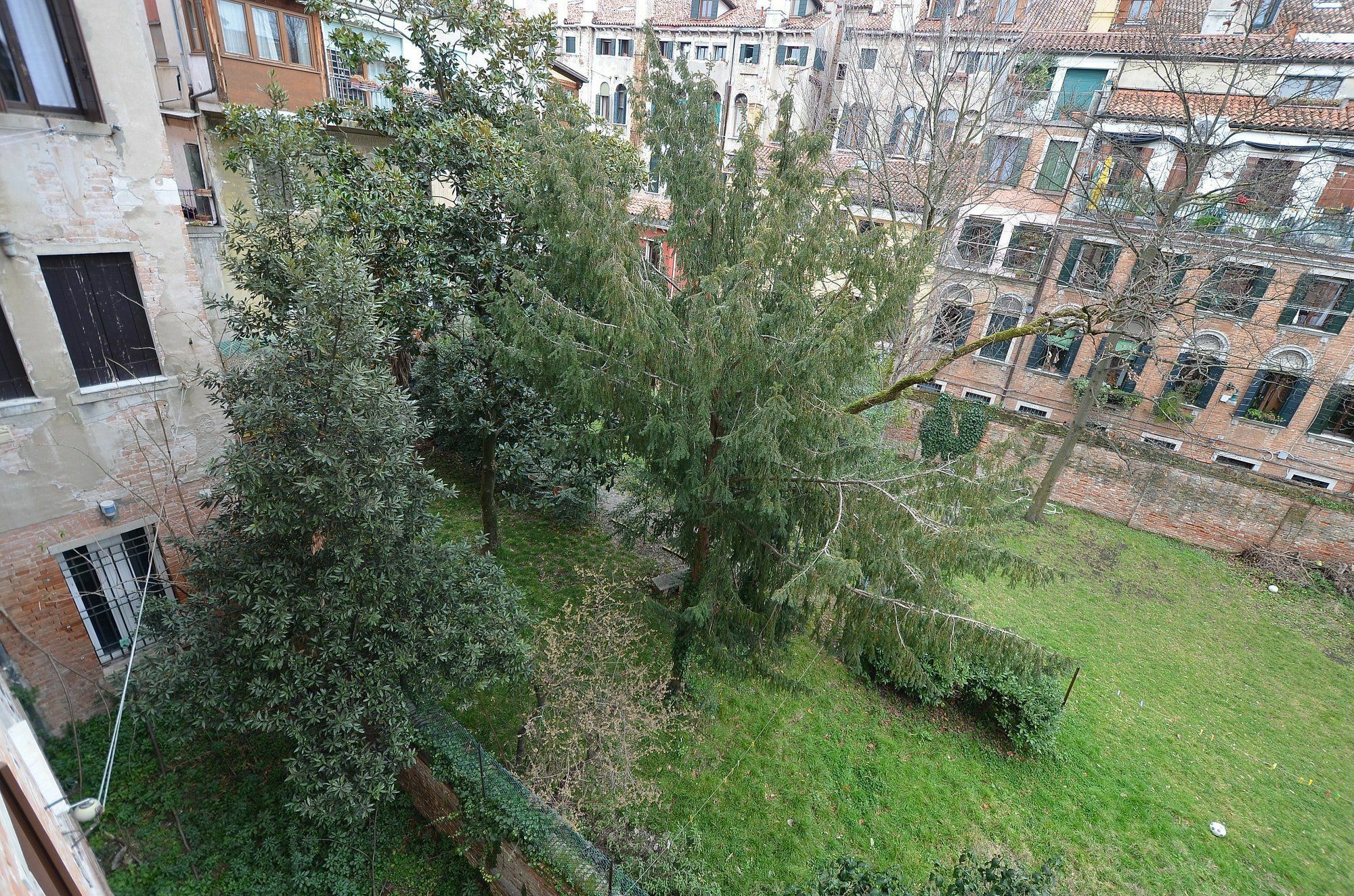 Moretta Get-By-Train Apartment Venesia Bagian luar foto